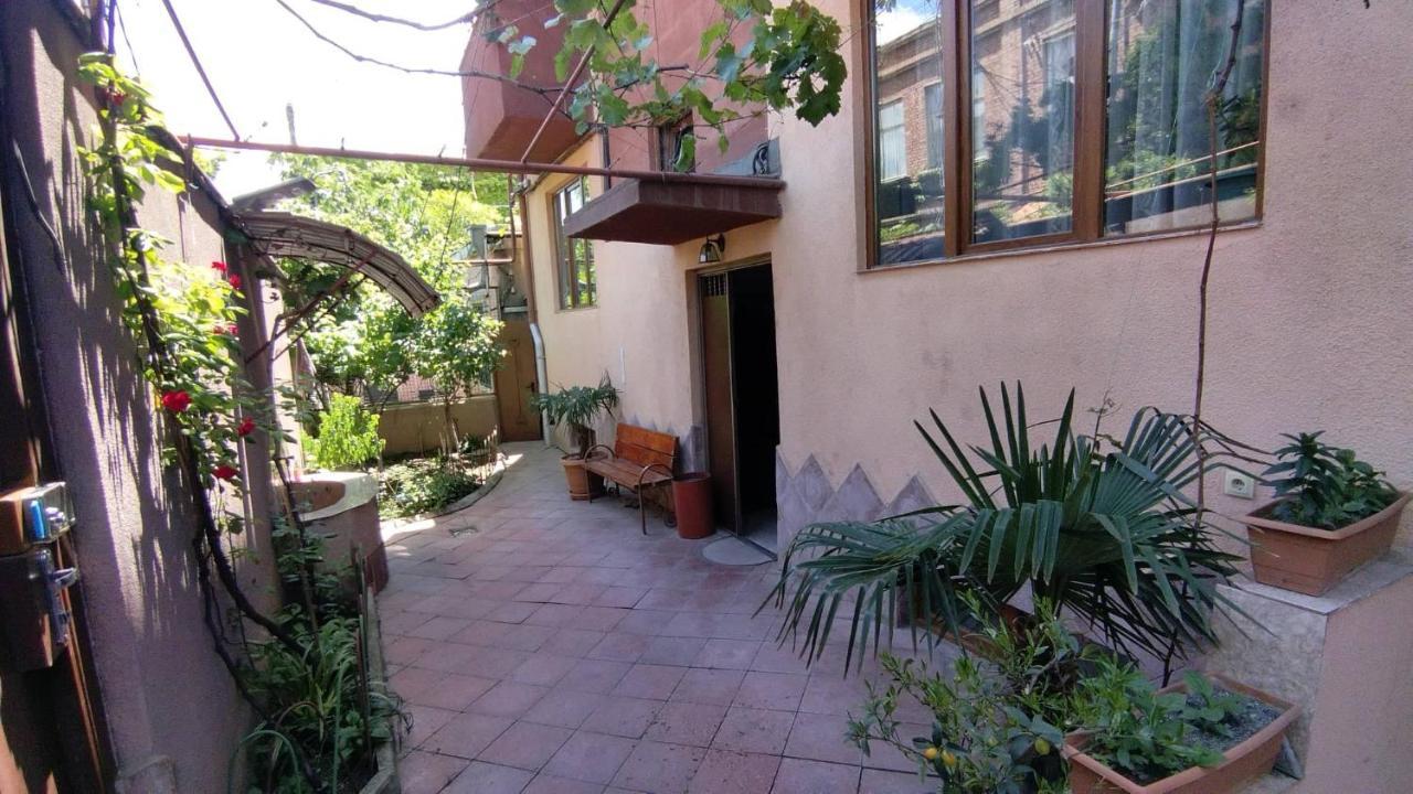 Aparthotel Otin Tiflis Exterior foto