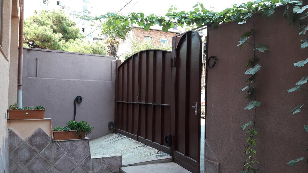 Aparthotel Otin Tiflis Exterior foto